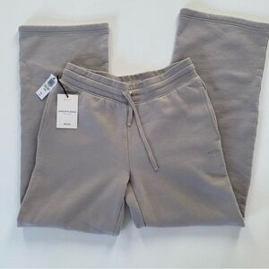 NWT Aritzia Sweatfleece Cozy Wide Band Fleece Pants - M